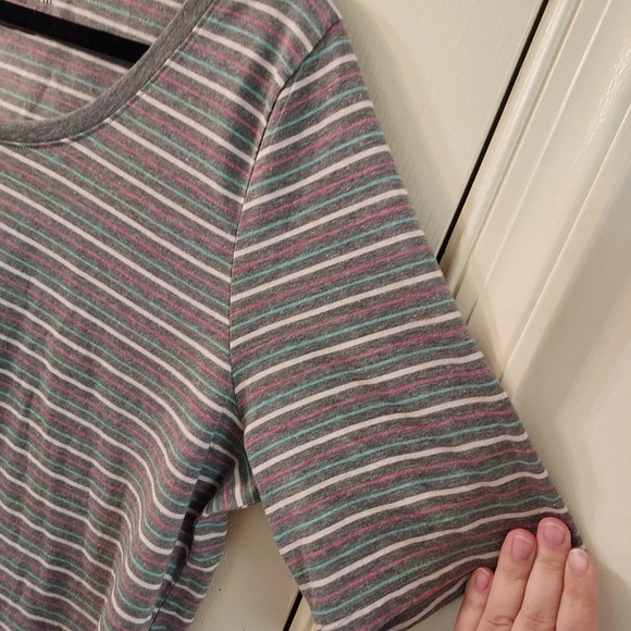 Lane Bryant Striped Perfect Sleeve Tee in Size 14/16 - Picture 5 of 7